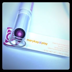 Mary Kay Makeup - Triple Tinted Lip Balm Mary Kay Makeup - Triple Tinted Lip Balm